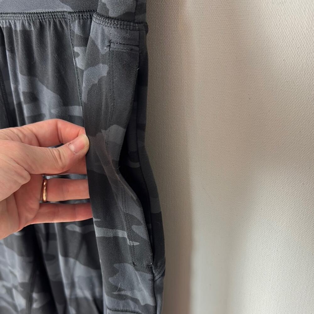 Athleta Joggers - Women’s Small - Picture 4 of 7